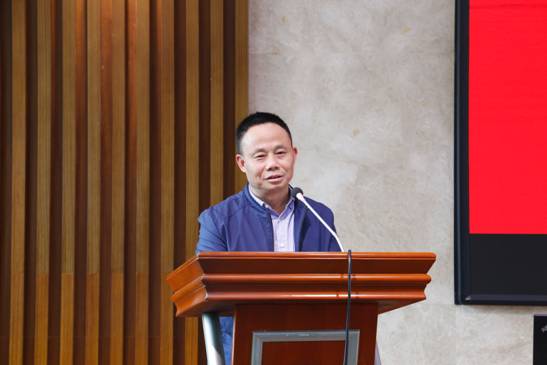 袁道香发表讲话,刘丽摄